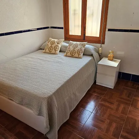 Apartman Sanchis Guarner Bajo Solo Familias Serviplaya